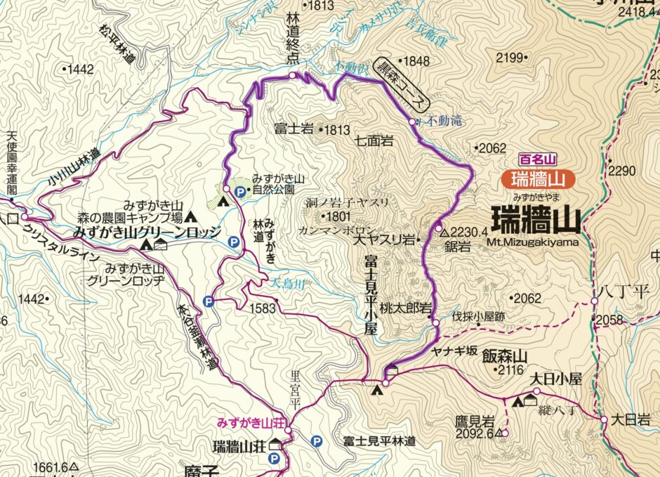 瑞牆山日帰り登山｜駐車場、登山口、各登山ルートなどの紹介【岩山を体感しにいこう！】