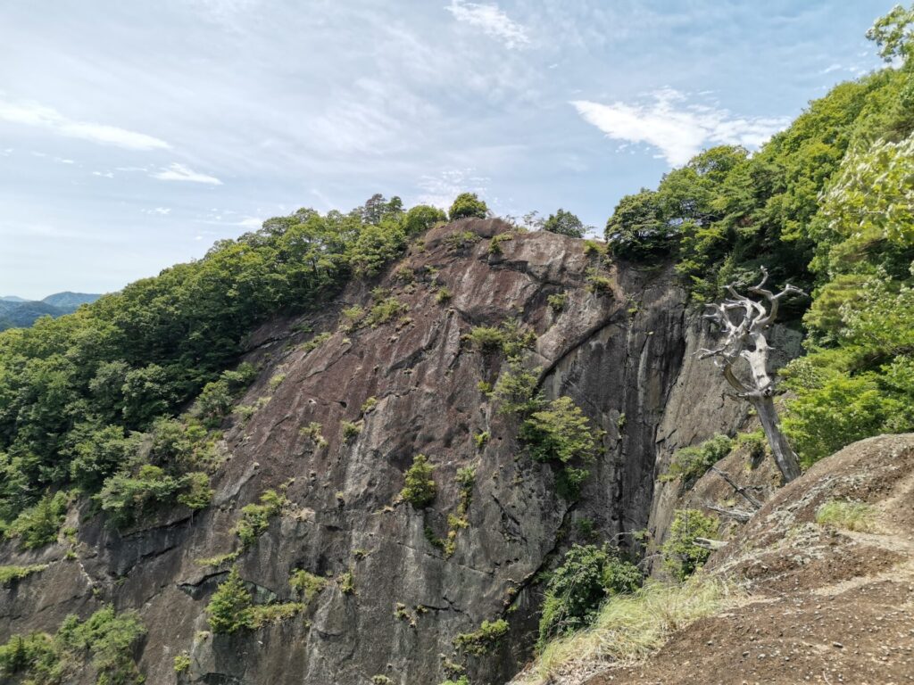 稚児落とし