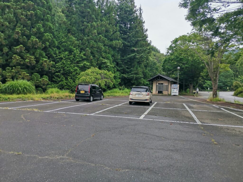 和みの里ゆうゆう広場駐車場