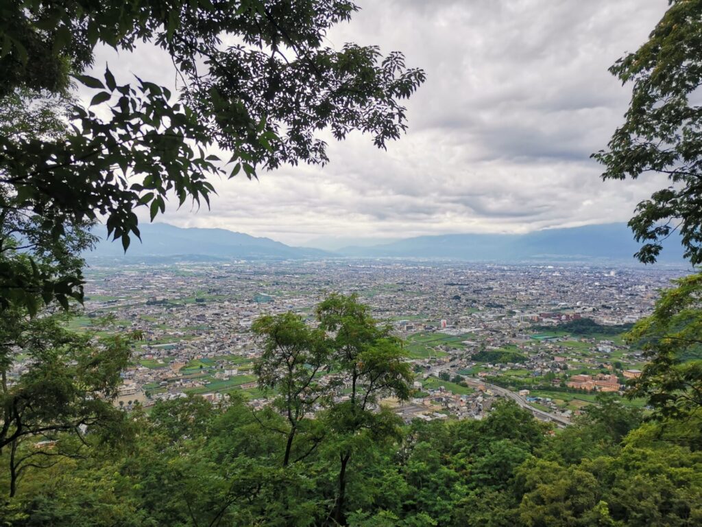 大蔵経寺山 風景