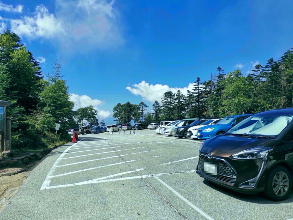 大弛峠 駐車場