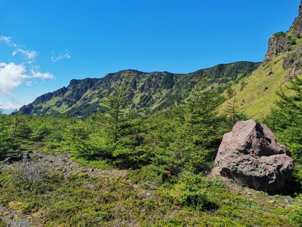 黒斑山