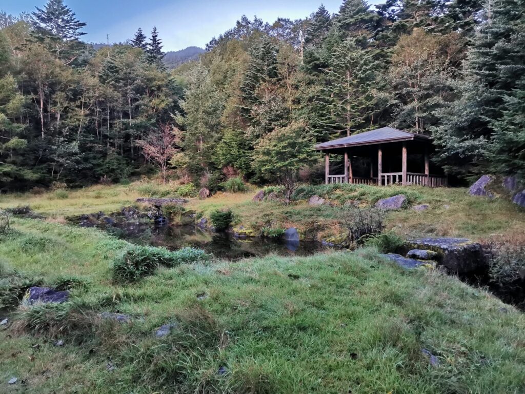 東屋