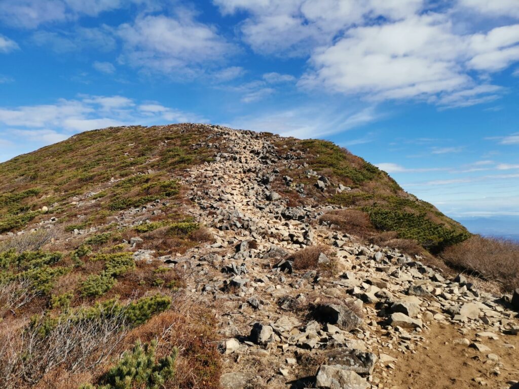 登山道 ガレ場