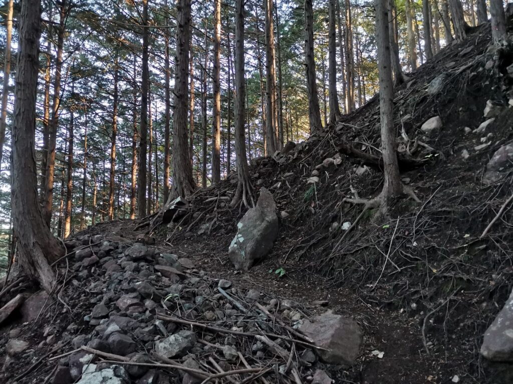 登山道