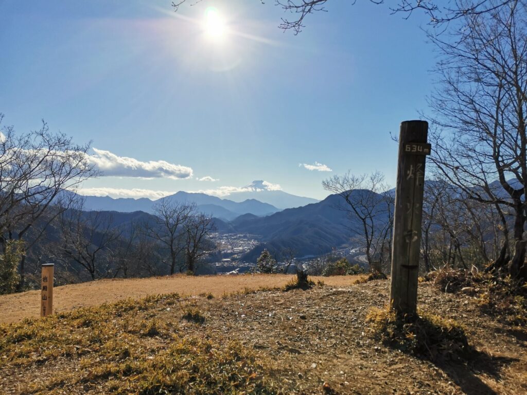 岩殿山 山頂