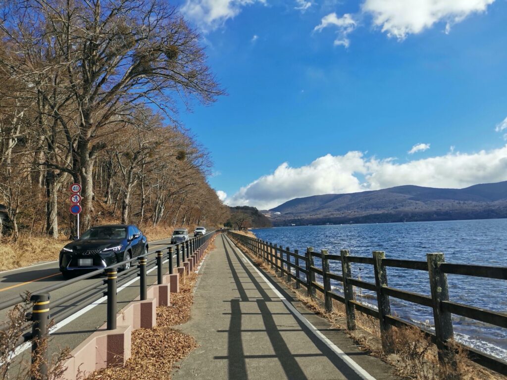 山中湖 歩道