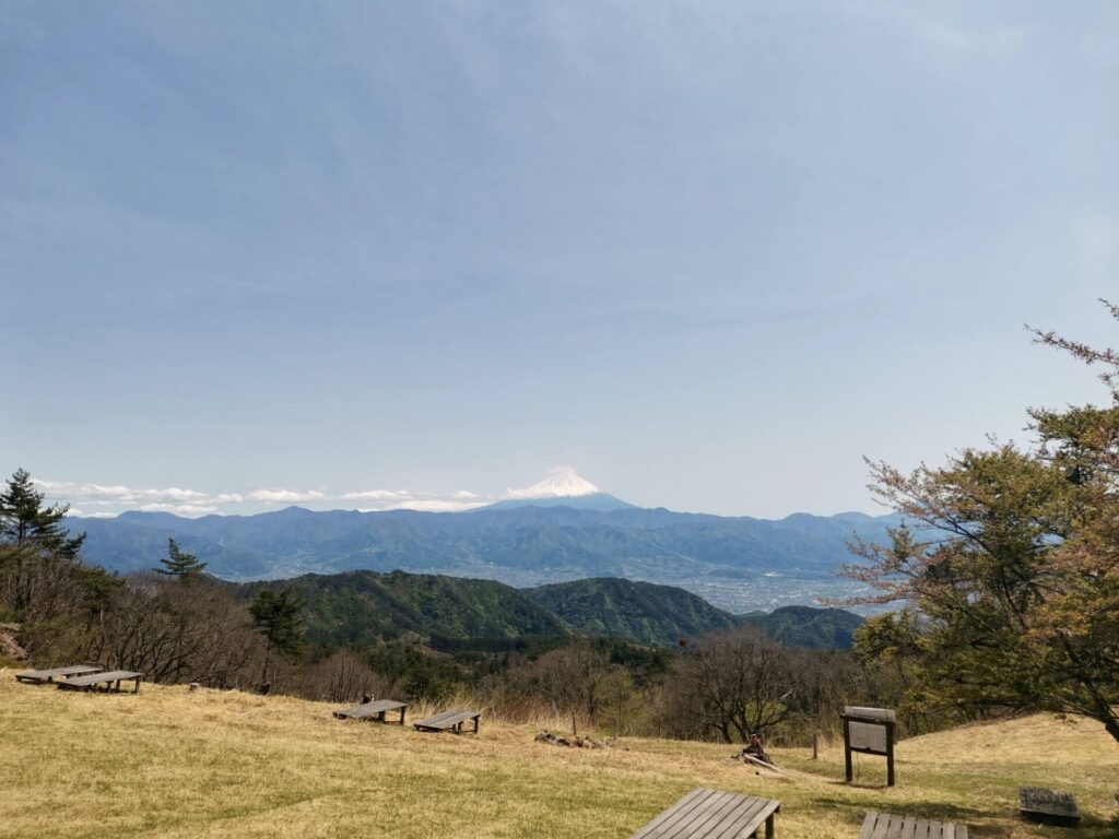帯那山 山頂