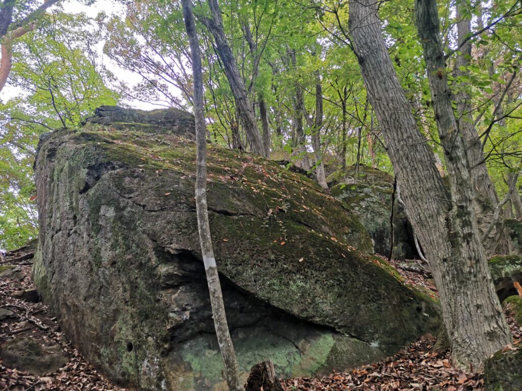 岩