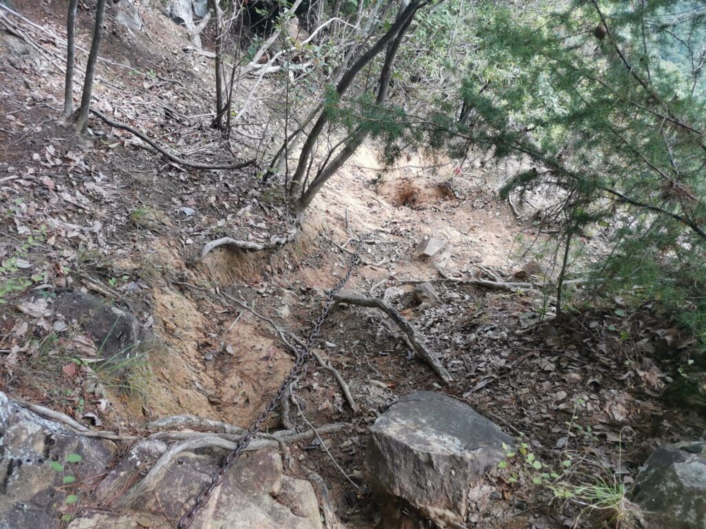 兜山 岩場コース