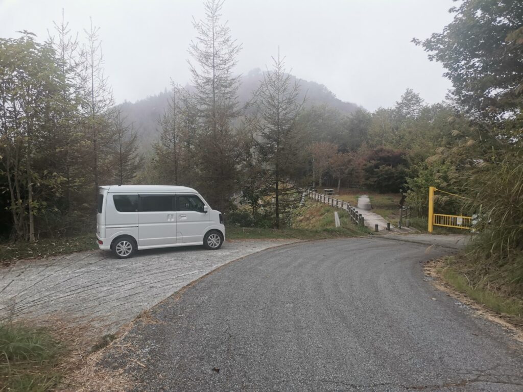 路肩駐車場