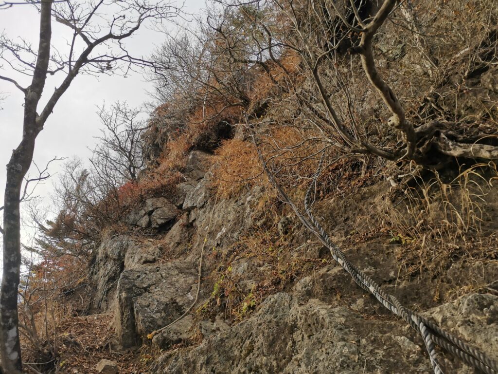 岩場 ロープ