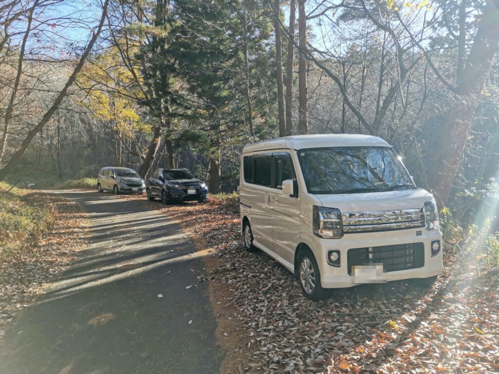 中山峠 路肩 駐車場