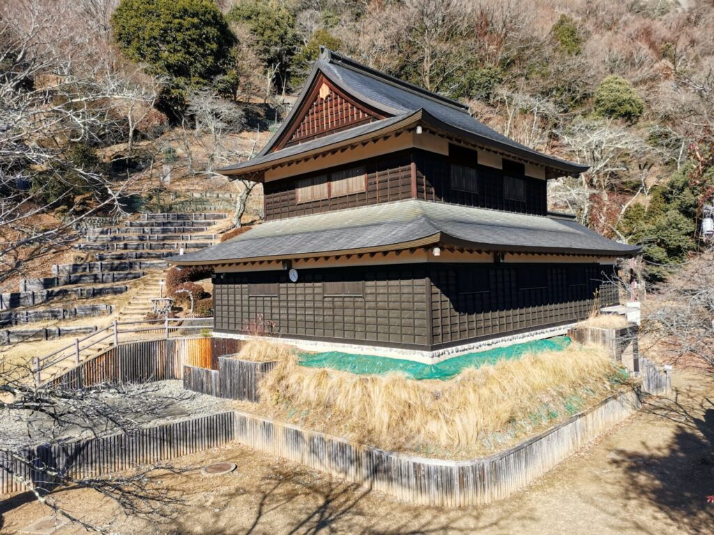 岩殿山 ふれあいの館