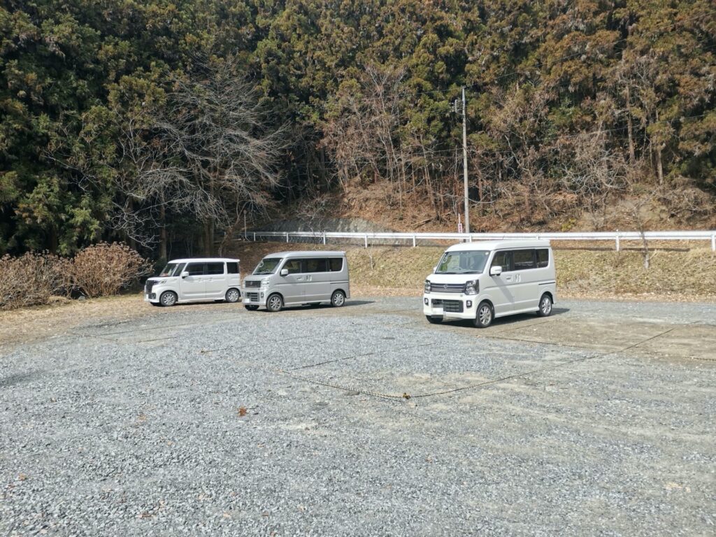 花菖蒲園駐車場