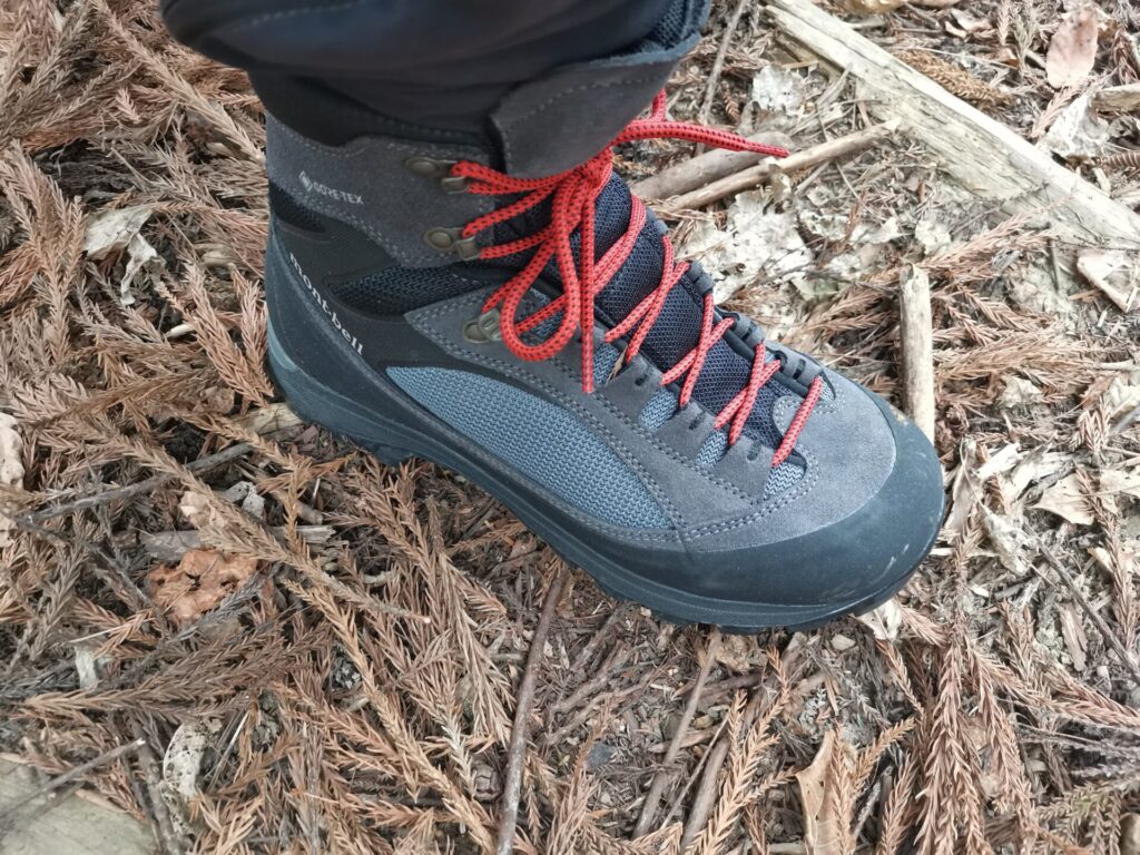 モンベル 登山靴