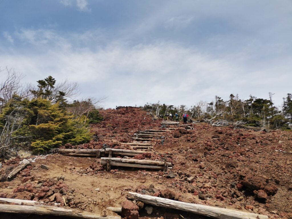 登山道