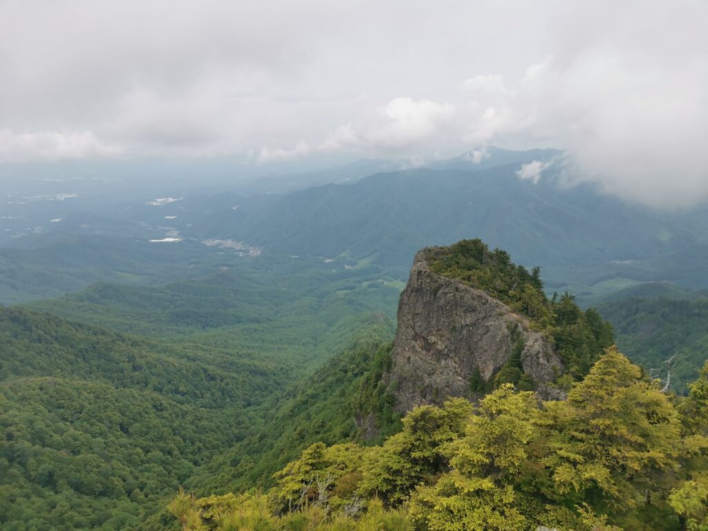 山