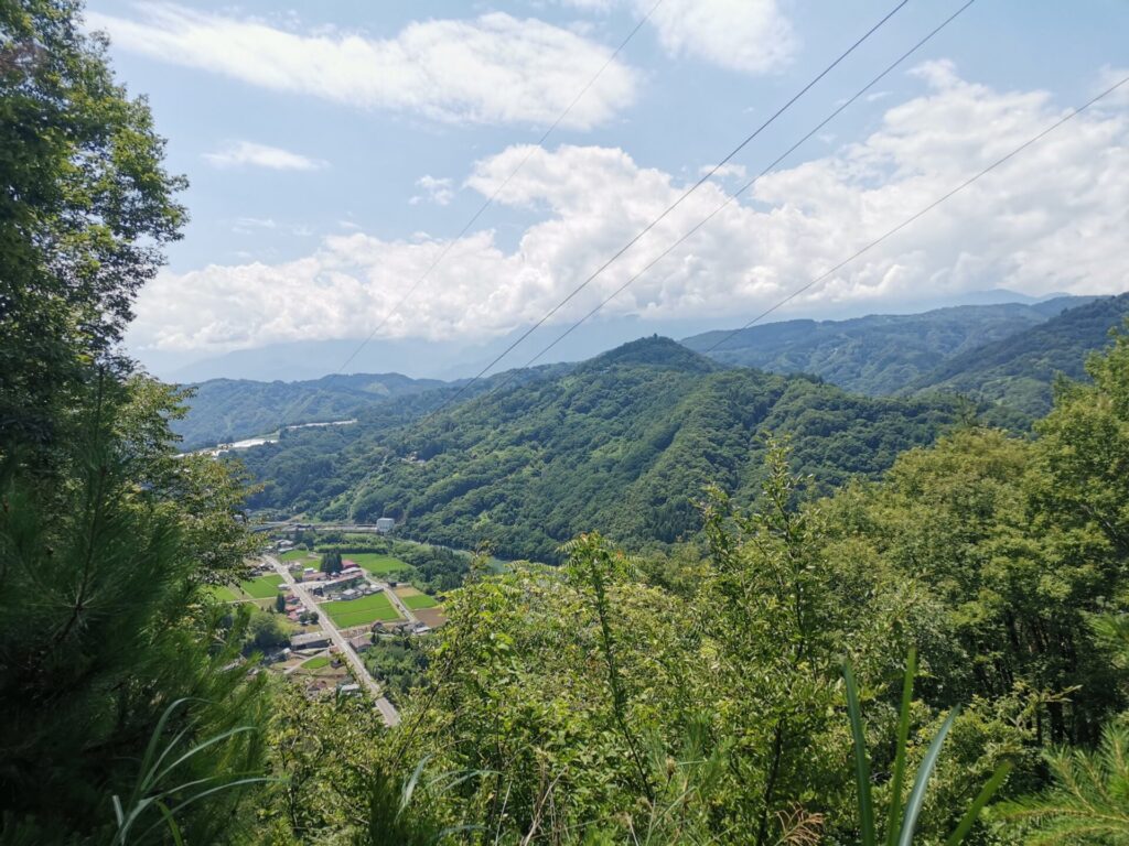 山