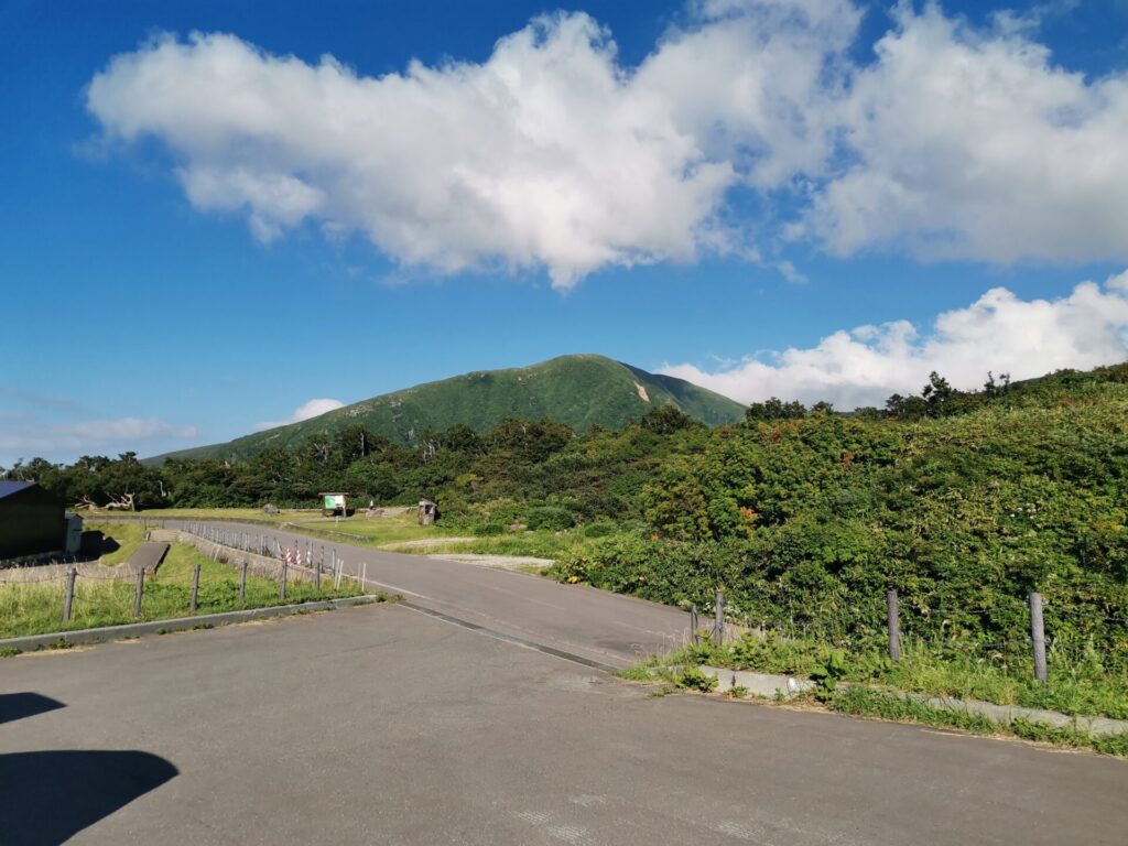 稲倉岳